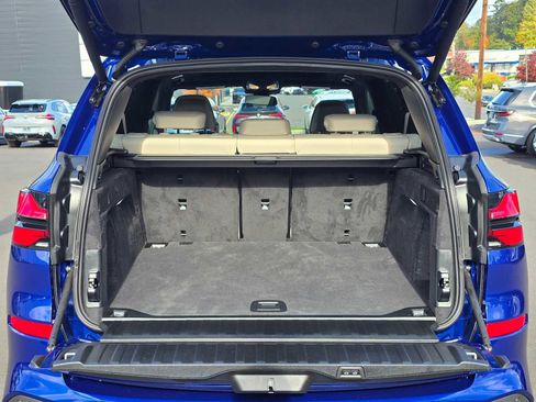 New 2026 BMW X5 M60i image 16