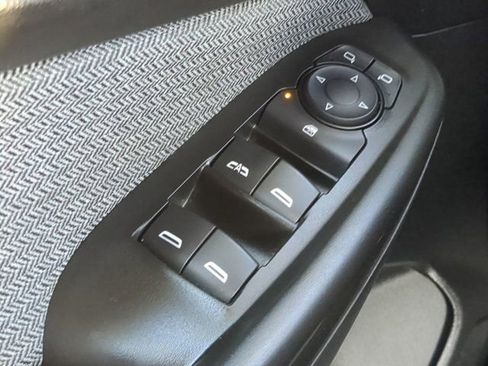 Used 2024 Chevrolet TrailBlazer LT w/ LT Cold Weather Package image 23