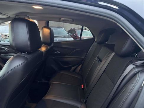 Used 2022 Buick Encore Preferred w/ Safety Package image 11