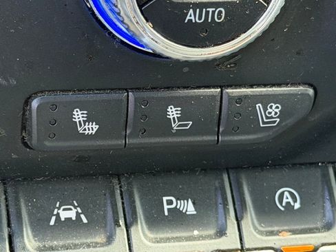 Used 2020 GMC Sierra 1500 SLT image 27