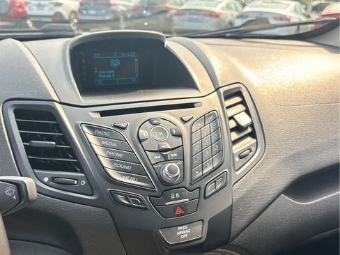 Used 2016 Ford Fiesta SE FWD image 14