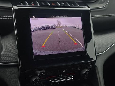 Used 2024 Jeep Grand Cherokee L Laredo image 21