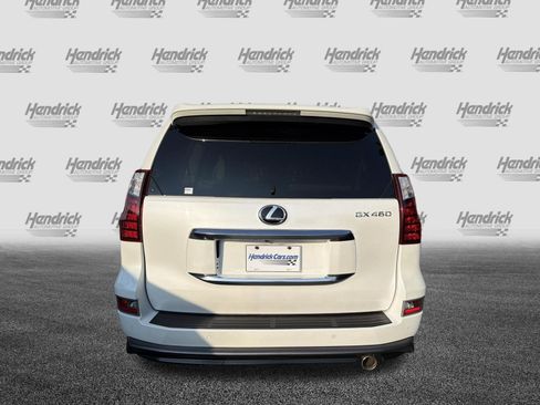 Used 2021 Lexus GX 460 Luxury w/ Sport Design Package AWD/4WD image 8