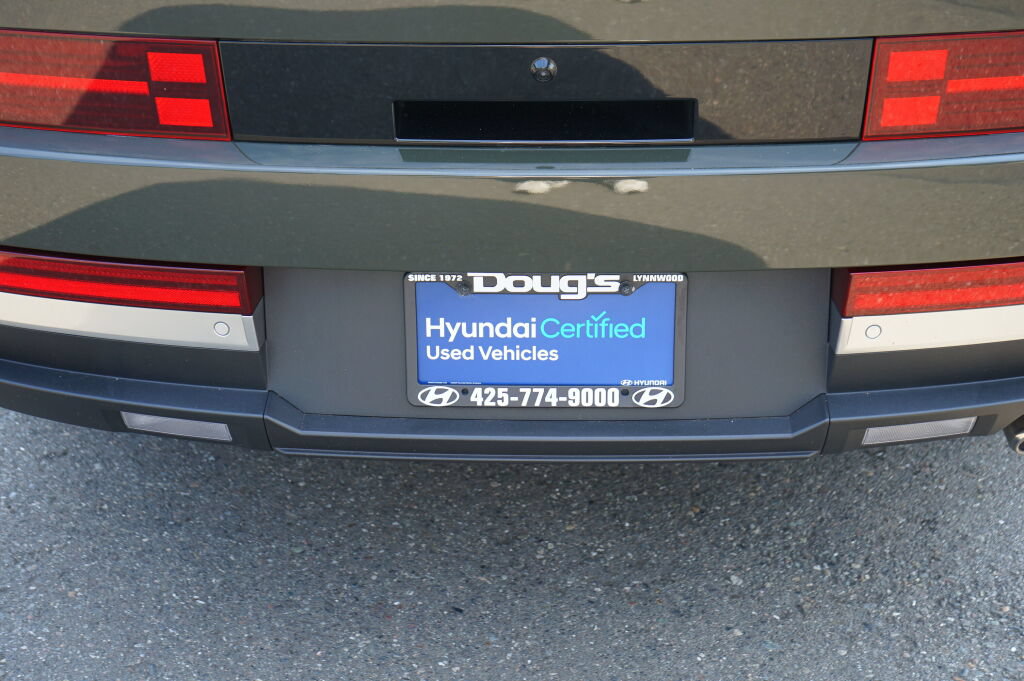 Certified 2024 Hyundai Santa Fe Limited AWD/4WD image 11