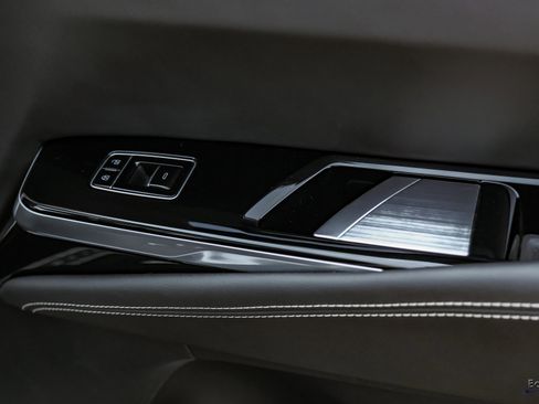 Used 2025 Cadillac Escalade V w/ LPO, Floor Liner Package image 88