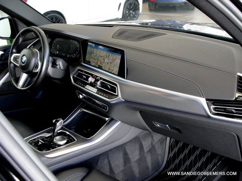 Used 2022 BMW X5 sDrive40i w/ M Sport Package RWD image 29