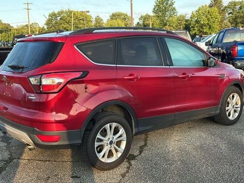 Used 2018 Ford Escape SE FWD image 27
