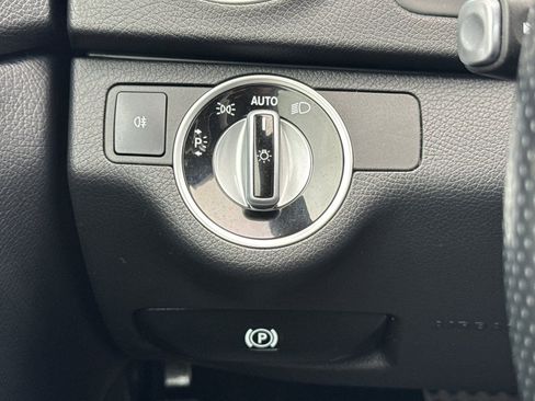 Used 2015 Mercedes-Benz C 350 4MATIC Coupe image 32