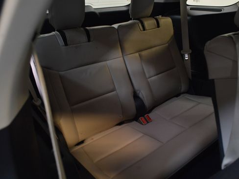 Used 2020 Ford Explorer Limited w/ Class III Trailer Tow Package image 13