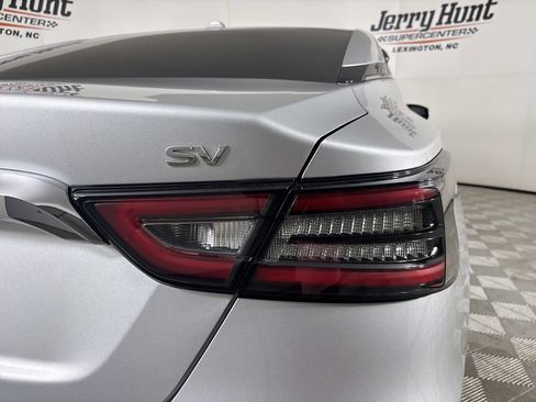 Used 2023 Nissan Maxima SV w/ Floor Mat Group FWD image 31