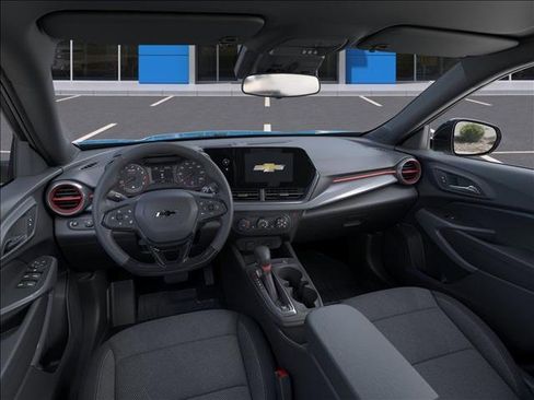 New 2026 Chevrolet Trax RS w/ Driver Confidence Package image 15