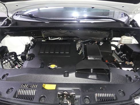 Used 2015 Toyota Highlander Limited Platinum image 11