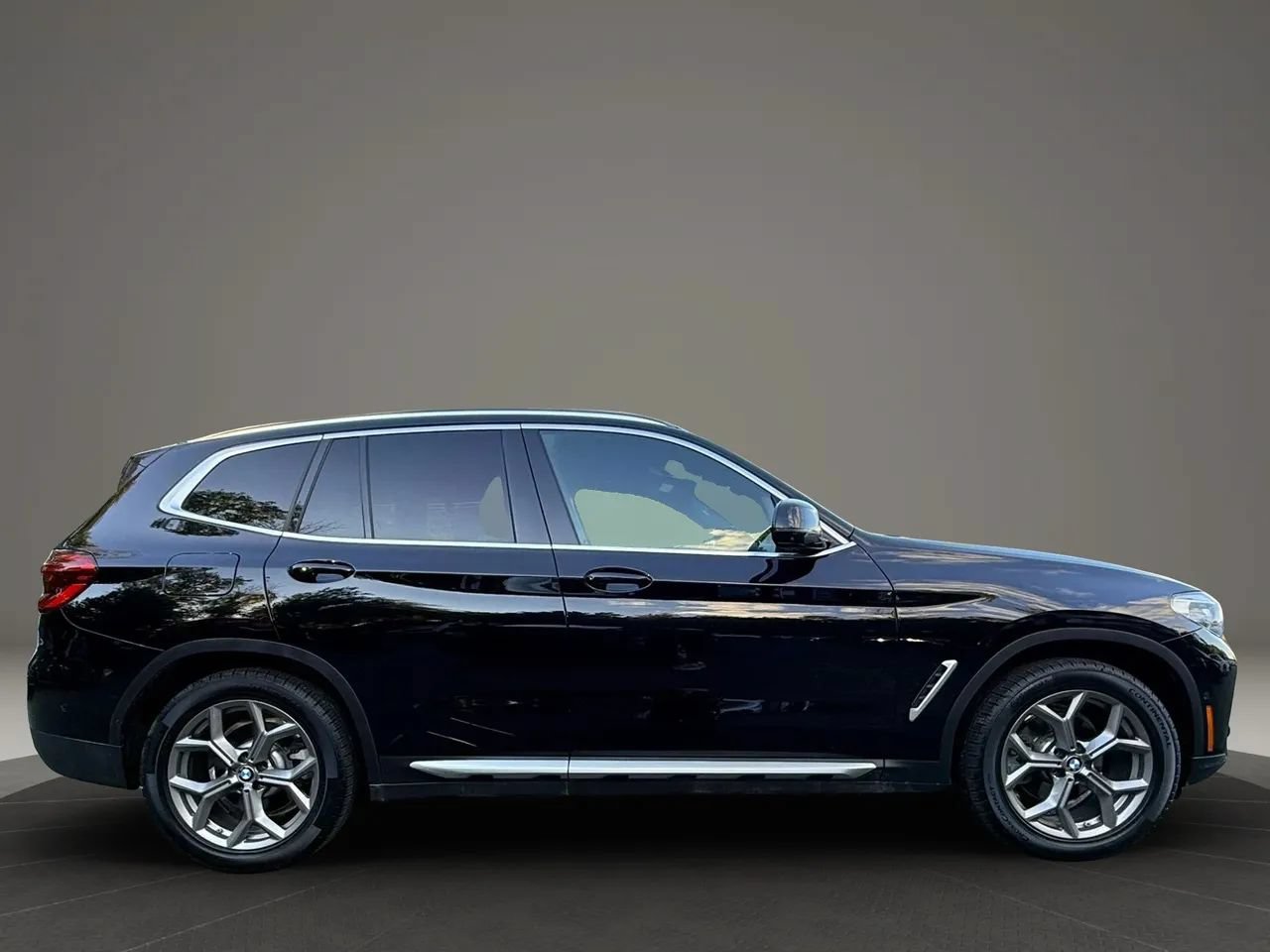 Used 2020 BMW X3 sDrive30i w/ Premium Package RWD image 4