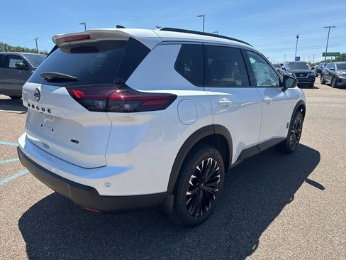 New 2026 Nissan Rogue Dark Armor AWD/4WD image 7