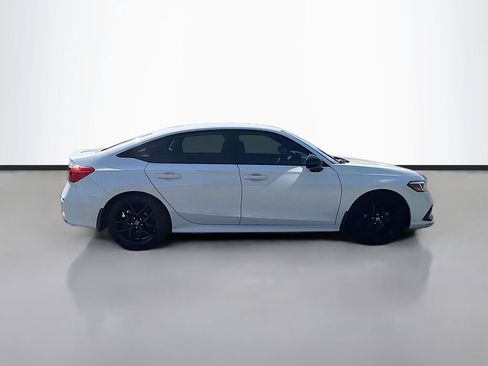 Used 2023 Honda Civic Sport image 4