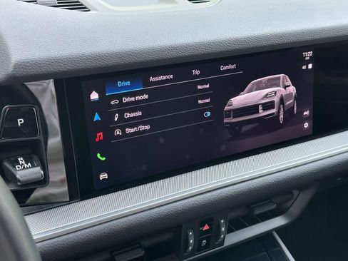 Certified 2026 Porsche Cayenne AWD/4WD image 26
