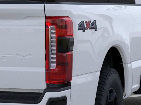 New 2026 Ford F250 4x4 SuperCab Super Duty image 21