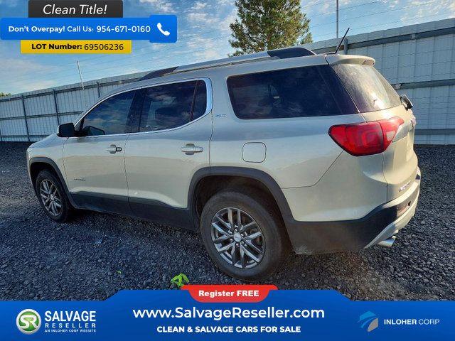 Used 2017 GMC Acadia SLT AWD/4WD image 3