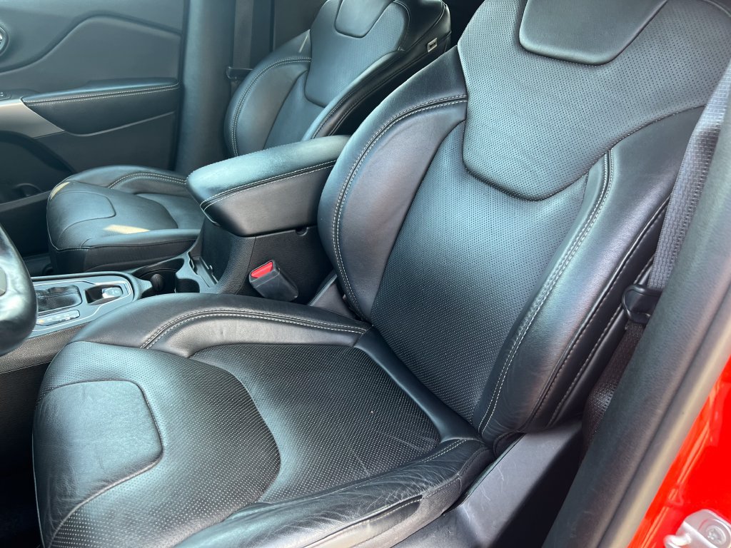 Used 2021 Jeep Cherokee Latitude Lux 80th Anniv w/ Quick Order Package 26U 80TH AWD/4WD image 11