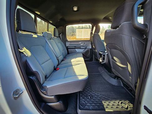 Certified 2022 RAM 1500 Big Horn image 38