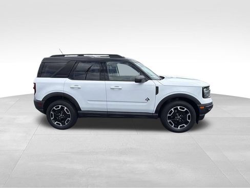 Used 2021 Ford Bronco Sport Outer Banks AWD/4WD image 2