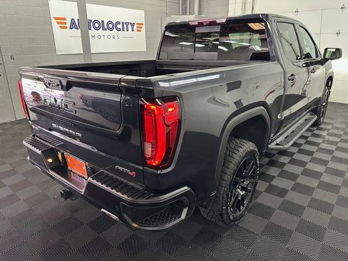 Used 2024 GMC Sierra 1500 AT4 w/ Technology Package AWD/4WD image 9