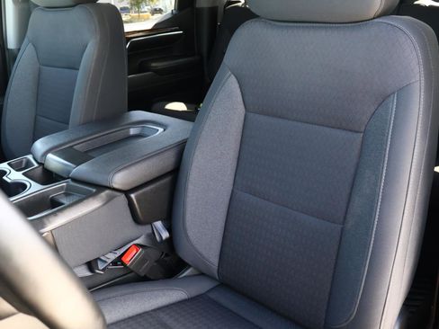 Used 2023 GMC Sierra 1500 Elevation image 15