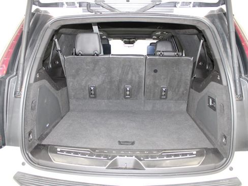 Used 2021 Cadillac Escalade ESV Sport Platinum AWD/4WD image 17