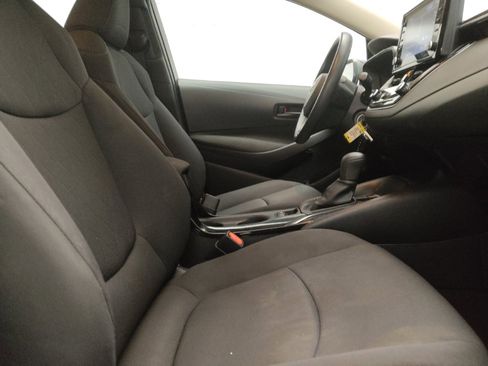 Used 2022 Toyota Corolla LE FWD image 21