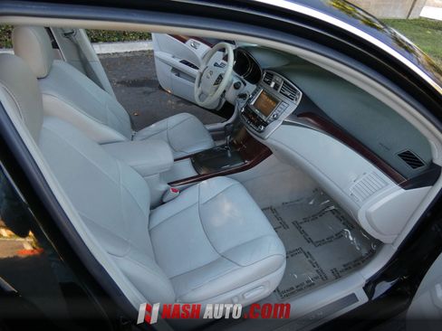 Used 2011 Toyota Avalon FWD image 25