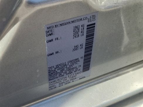 Used 2025 Nissan Altima 2.5 SR image 32