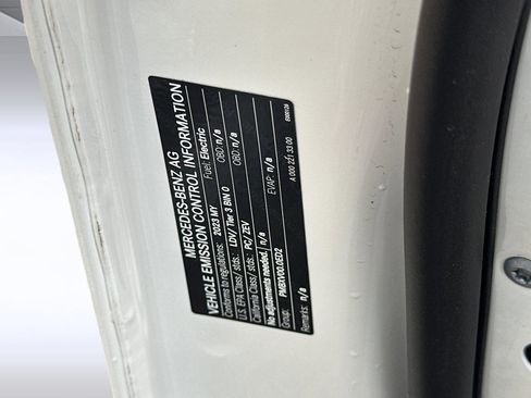 Certified 2023 Mercedes-Benz EQS 580 4MATIC Sedan image 23