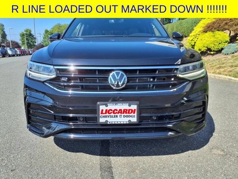 Used 2024 Volkswagen Tiguan SE R-Line AWD/4WD image 6