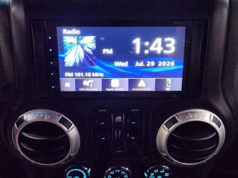 Used 2015 Jeep Wrangler Unlimited Sahara w/ Max Tow Package AWD/4WD image 37