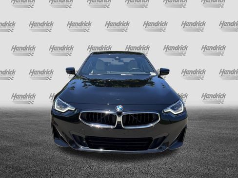 Used 2023 BMW 230i Coupe w/ Convenience Package RWD image 3