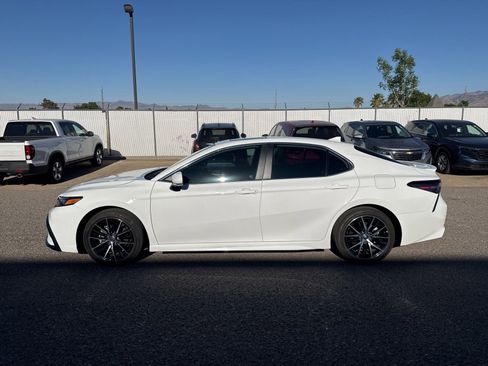 Used 2023 Toyota Camry SE w/ Audio Upgrade Package FWD image 8