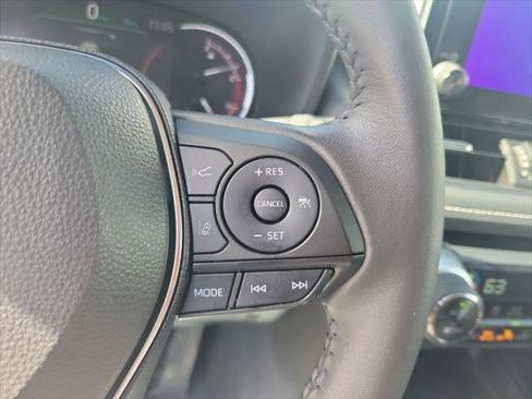 Certified 2025 Toyota RAV4 XLE Premium FWD image 28