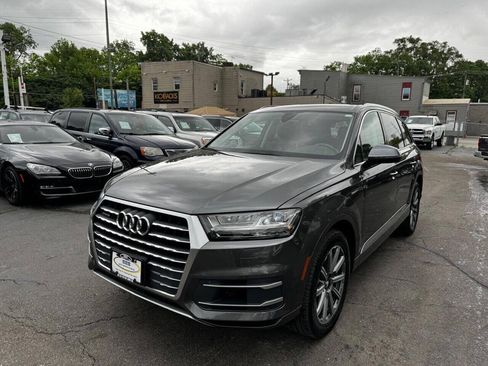 Used 2018 Audi Q7 3.0T Premium Plus w/ Premium Plus Package AWD/4WD image 4