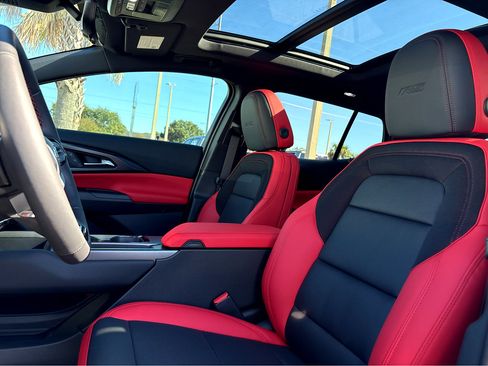 New 2026 Chevrolet Equinox EV RS image 17