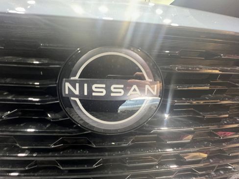 New 2025 Nissan Sentra SR image 23