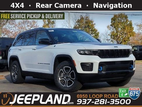 Used 2022 Jeep Grand Cherokee Trailhawk image 1