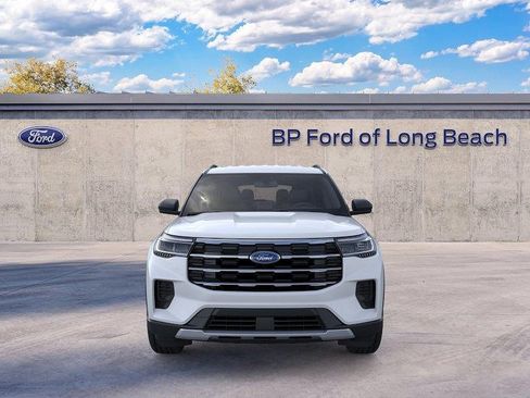 New 2026 Ford Explorer Active RWD image 6