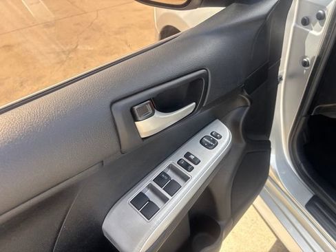 Used 2012 Toyota Camry SE FWD image 20