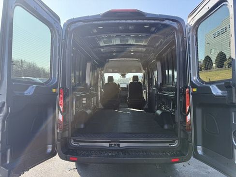 New 2026 Ford Transit 250 148 Medium Roof RWD image 7