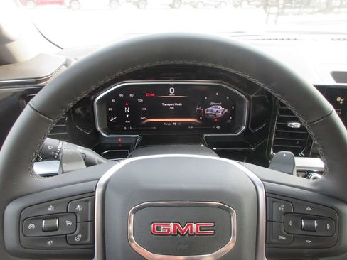 New 2026 GMC Sierra 1500 Elevation w/ Elevation Premium Package AWD/4WD image 19
