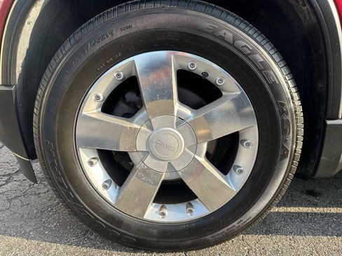 Used 2007 GMC Acadia SLT w/ FTC Luxury Package FWD image 26