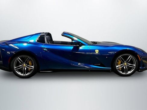 Used 2023 Ferrari 812 GTS RWD image 4