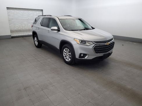 Used 2020 Chevrolet Traverse LT w/ LPO, Floor Liner Package AWD/4WD image 13