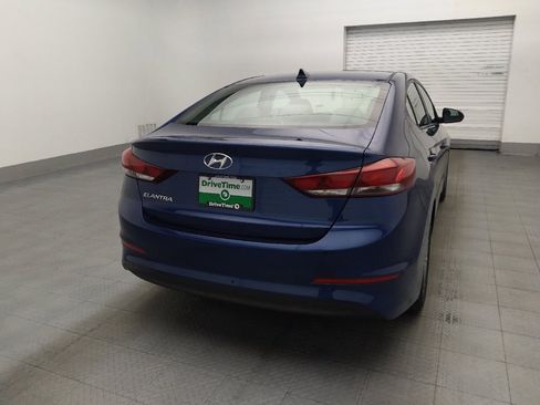 Used 2017 Hyundai Elantra SE FWD image 7