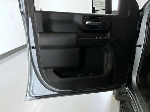 Certified 2024 Chevrolet Silverado 2500 Custom w/ Custom Value Package image 9